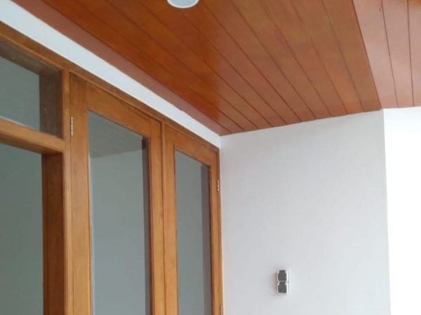 Modern House – Mardianti (Tangerang) (2)